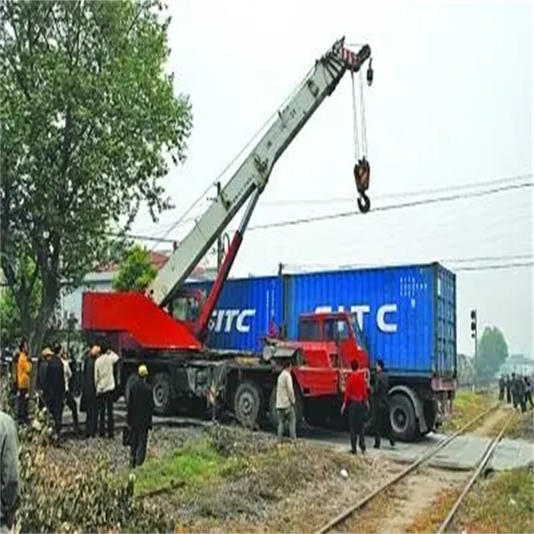 武汉如何快速找到附近的吊车救援公司