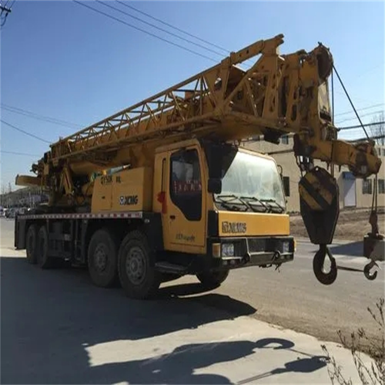 武汉哪里有专业吊车出租